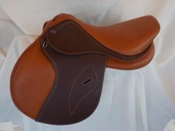 障害鞍 IKONIC アメリカンレザー